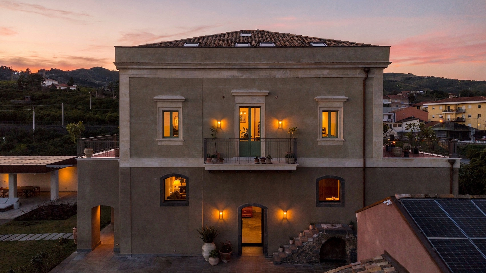 Scorzamara Private Villa al tramonto